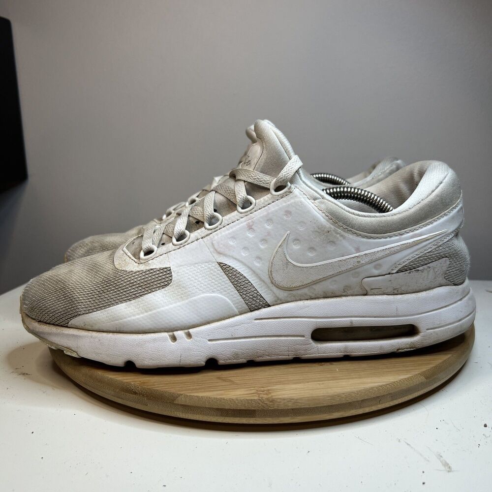 Nike Men's Size 13 Air Max Zero Essential Triple Shoe White Sneakers 876070-100